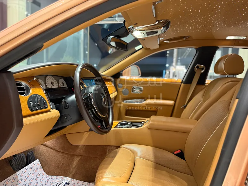 2016 رولز رويس قوست