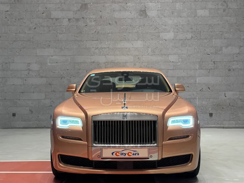 2016 رولز رويس قوست