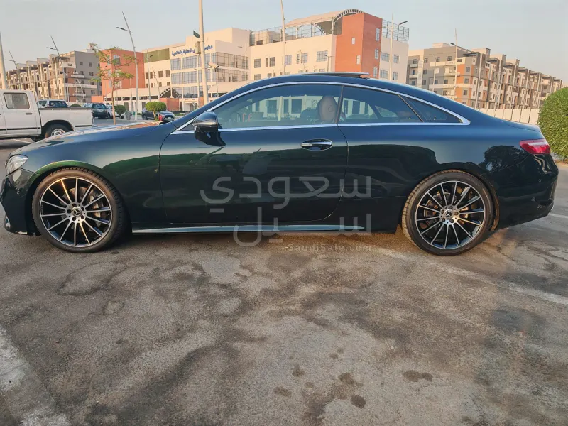 2017 مرسيدس - بنز إي 300 كوبيه