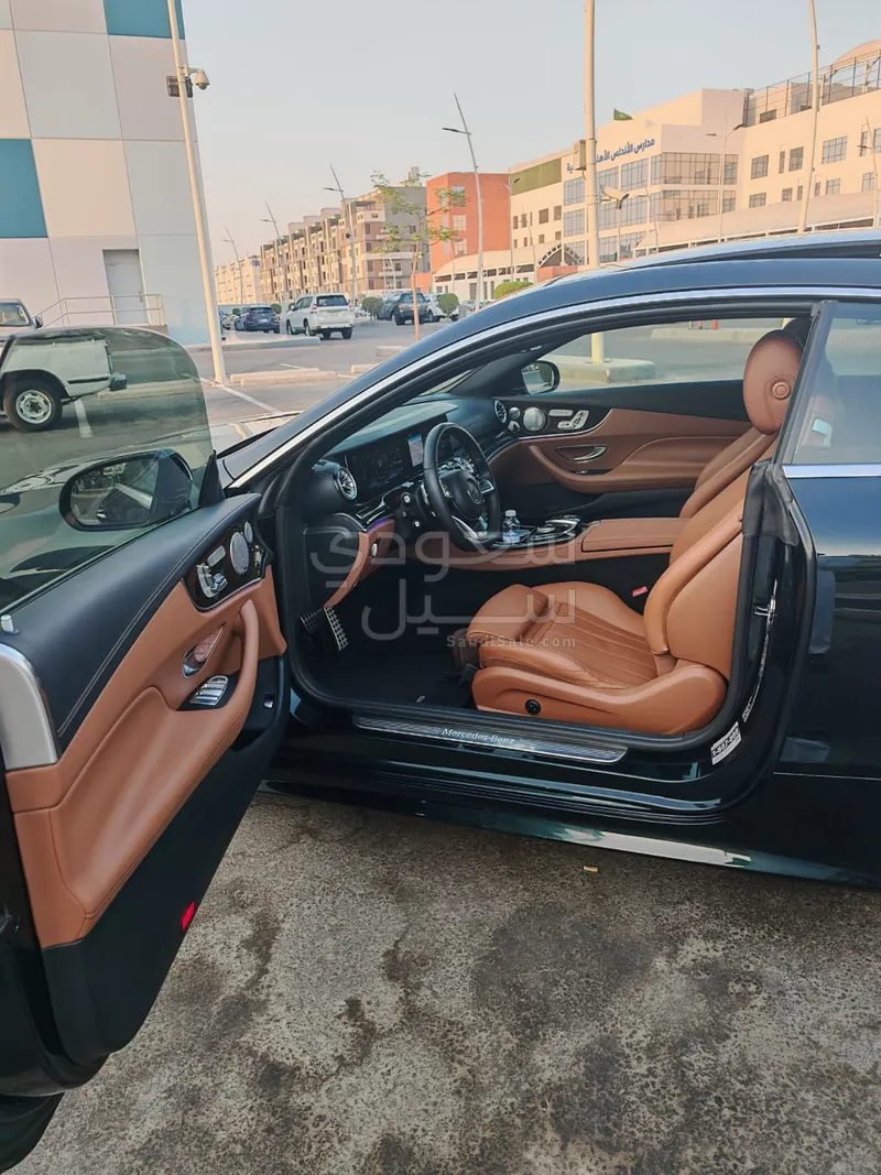 2017 مرسيدس - بنز إي 300 كوبيه