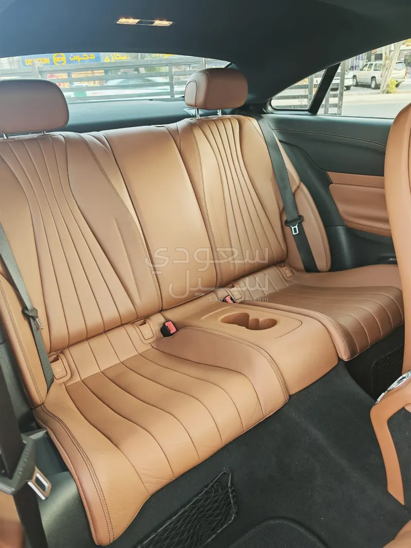 2017 مرسيدس - بنز إي 300 كوبيه