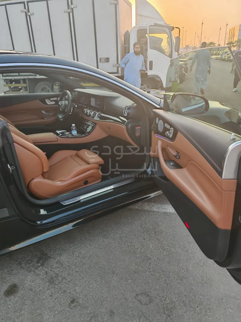 2017 مرسيدس - بنز إي 300 كوبيه