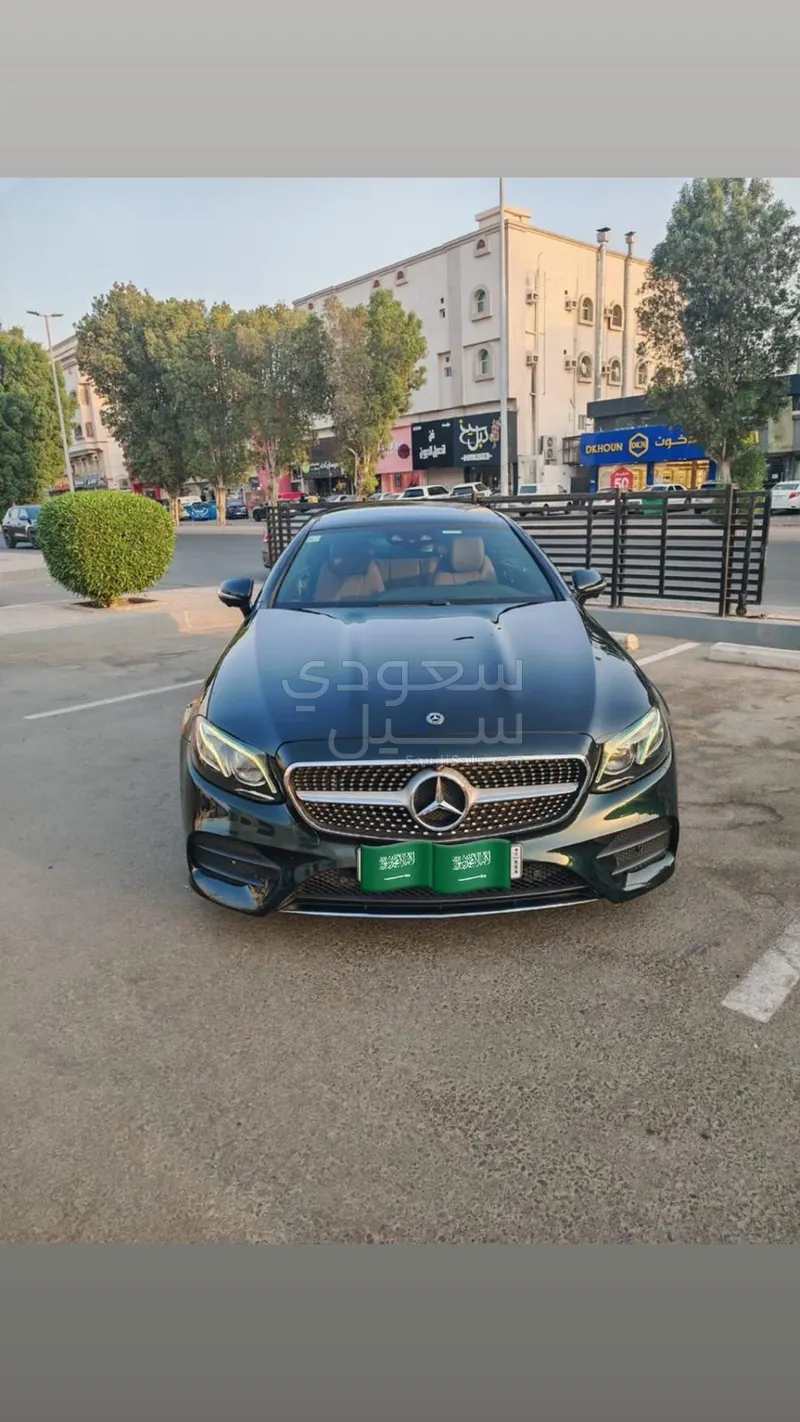 2017 مرسيدس - بنز إي 300 كوبيه