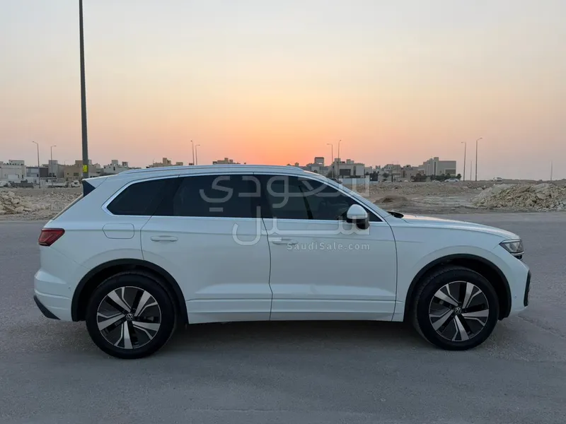 2024 فولكس واجن طوارق