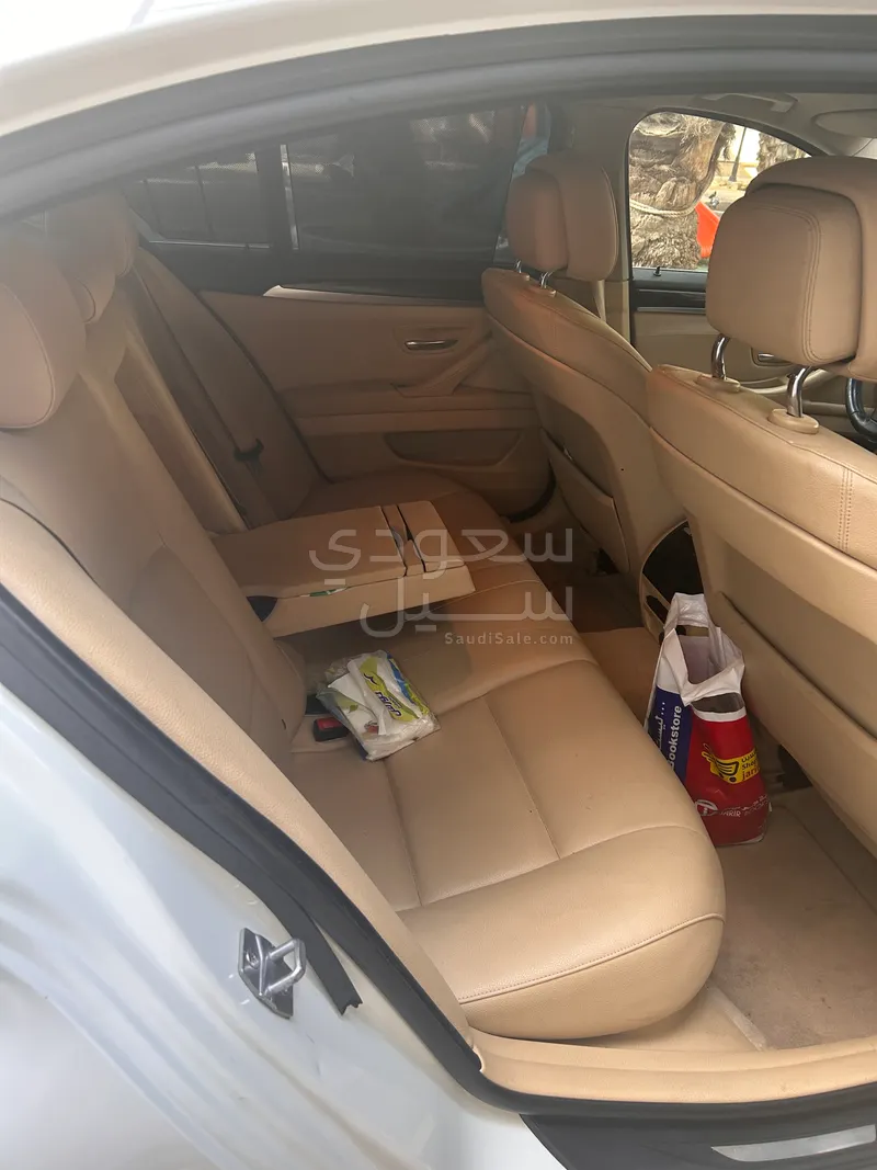 2013 بي ام دبليو الفئة الخامسة 520 أي