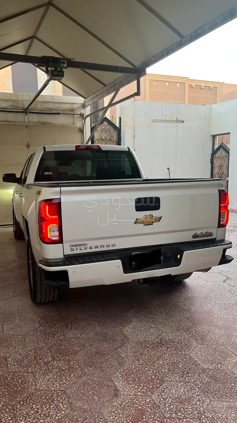 2016 شفروليه سلفرادو هاي كانتري