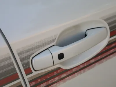 2012 تويوتا لاند كروزر جي اكس ار