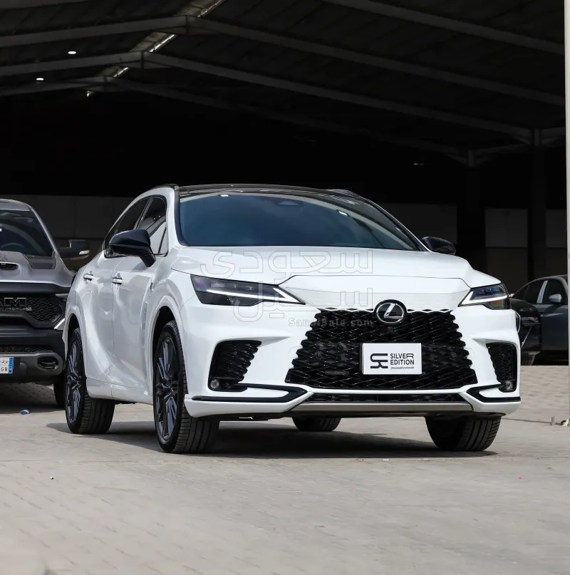 2024 لكزس أر إكس 500إتش