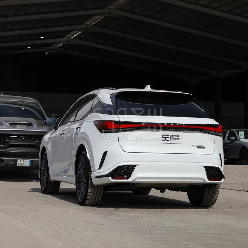 2024 لكزس أر إكس 500إتش