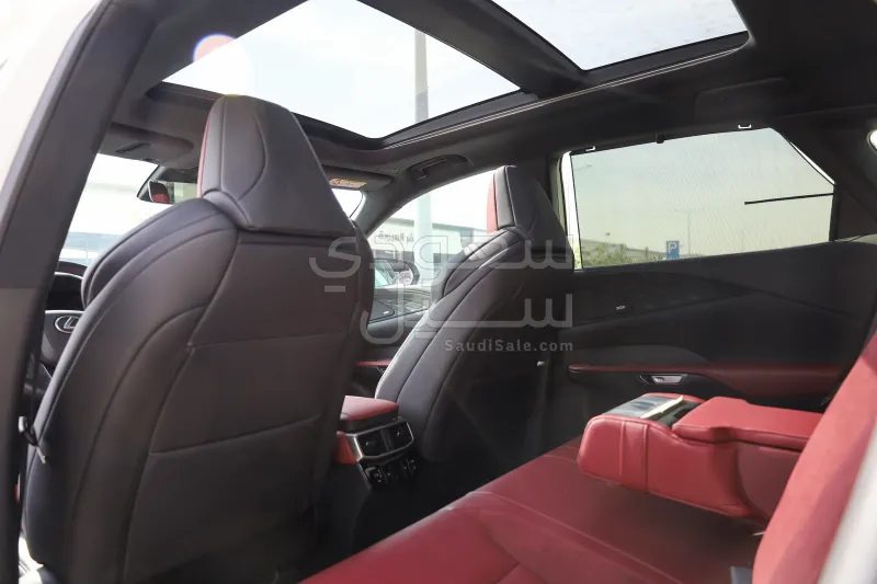 2024 لكزس أر إكس 500إتش