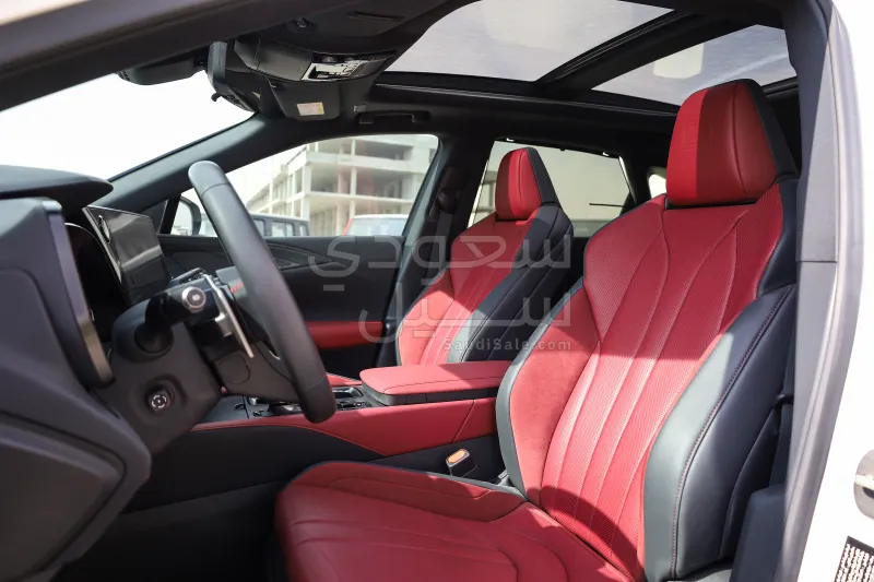 2024 لكزس أر إكس 500إتش