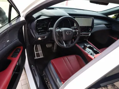 2024 لكزس أر إكس 500إتش