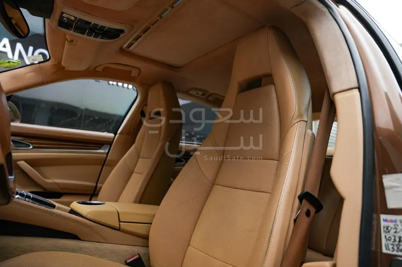 2011 بورش بانميرا توربو اس