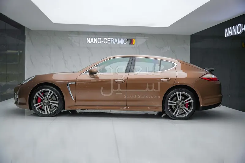 2011 بورش بانميرا توربو اس