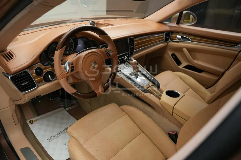 2011 بورش بانميرا توربو اس