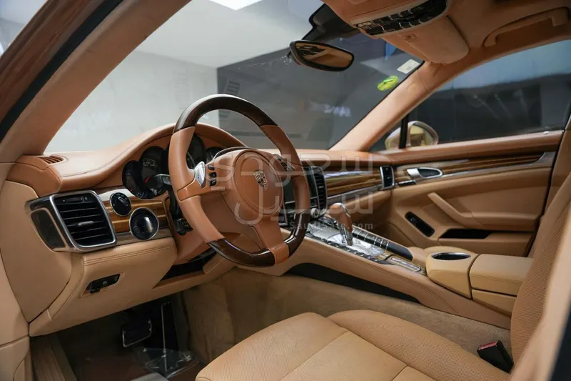 2011 بورش بانميرا توربو اس