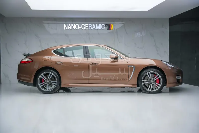 2011 بورش بانميرا توربو اس