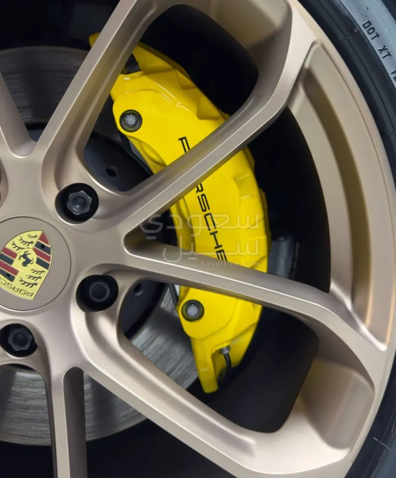 2020 بورش كايين اس