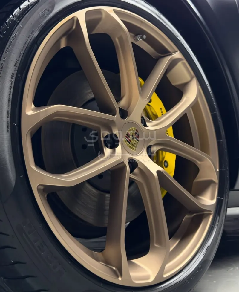 2020 بورش كايين اس