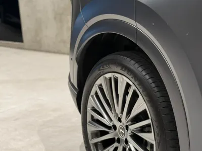 2024 لكزس أر إكس 350