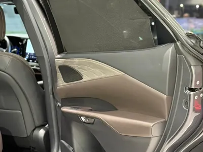 2024 لكزس أر إكس 350