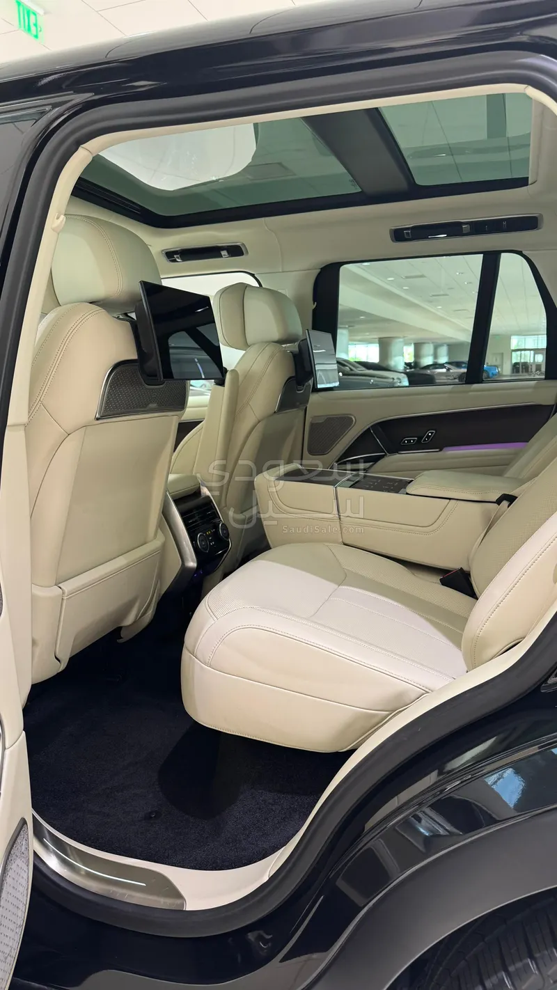 2023 لاند روفر رينج روفر اوتوبيوغرافي