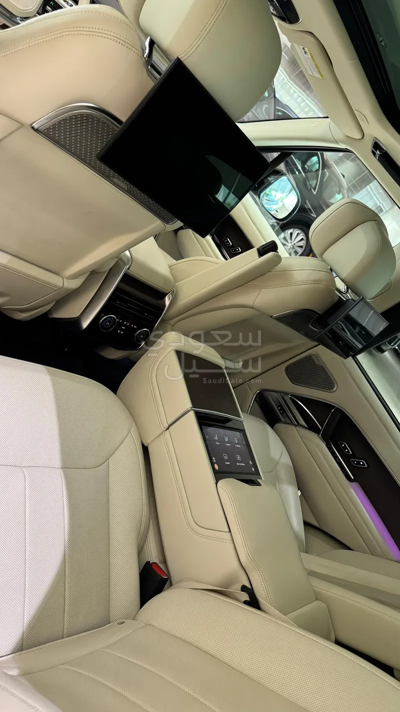 2023 لاند روفر رينج روفر اوتوبيوغرافي