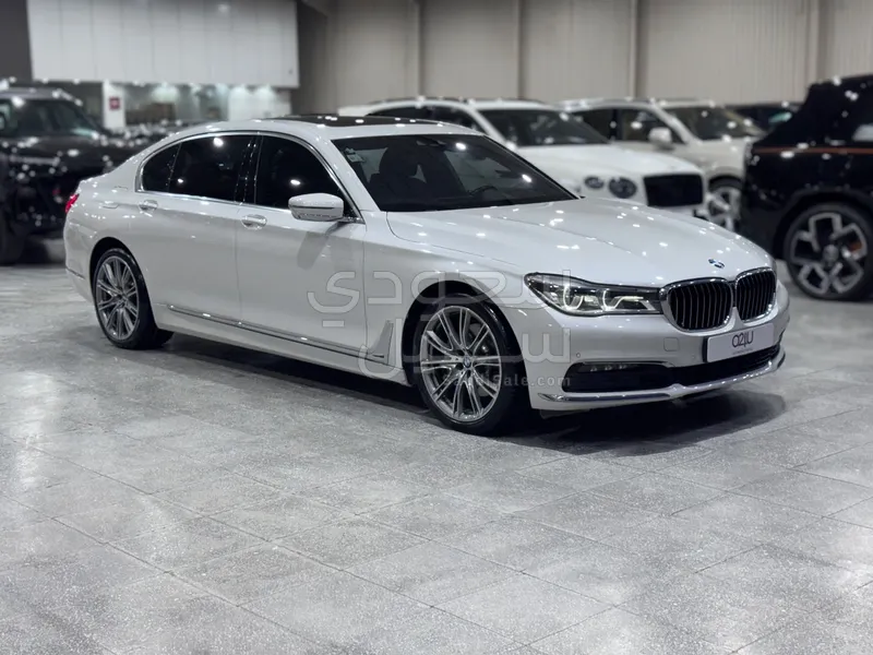 2019 بي ام دبليو الفئة السابعة 730 إل أي