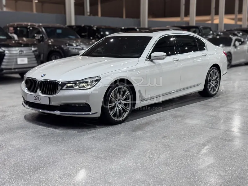 2019 بي ام دبليو الفئة السابعة 730 إل أي