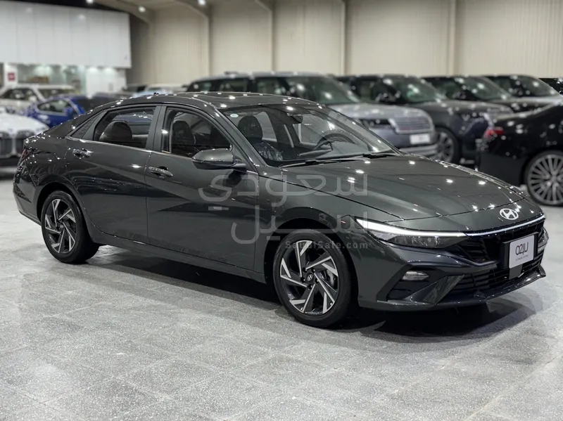 2025 هيونداي النترا