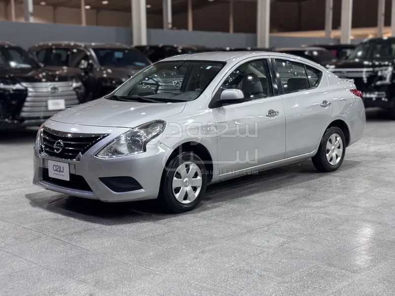 2019 نيسان صني