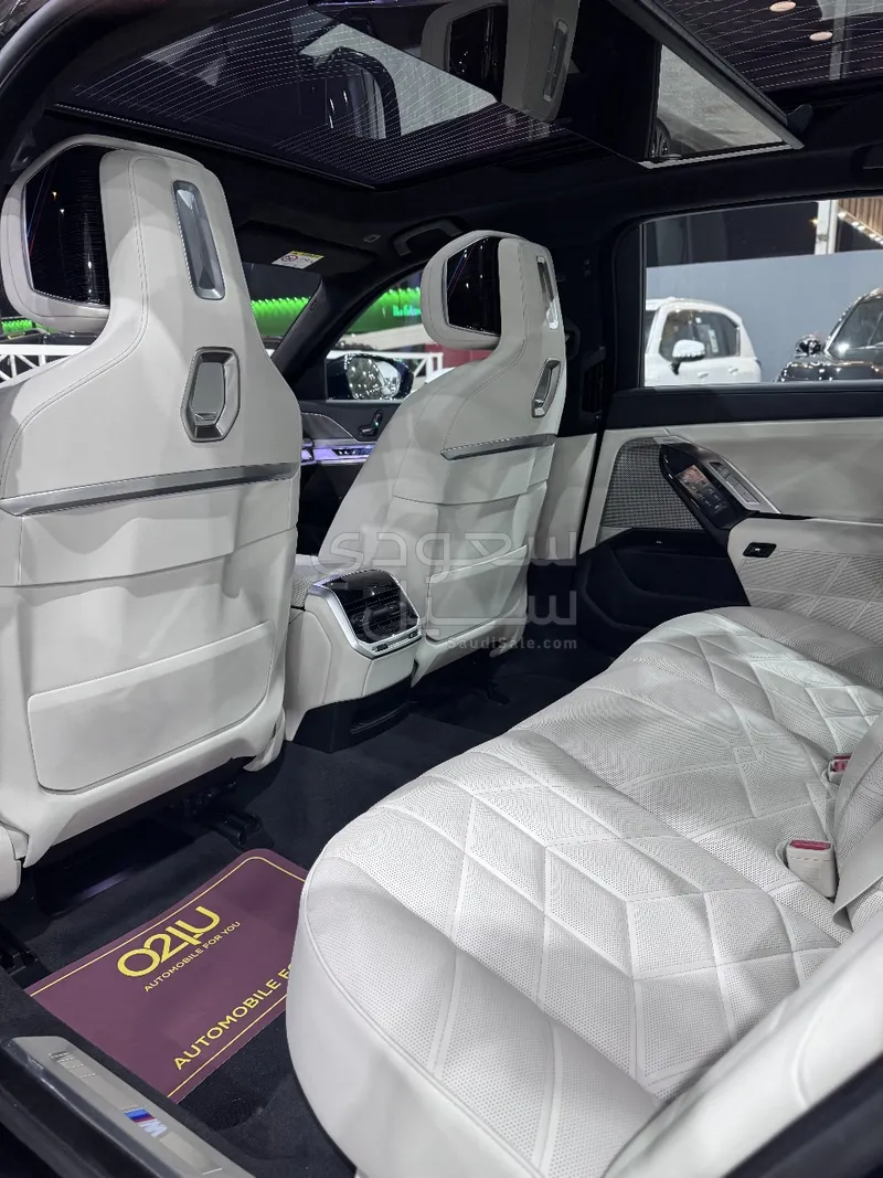 2026 بي ام دبليو الفئة السابعة 735أي