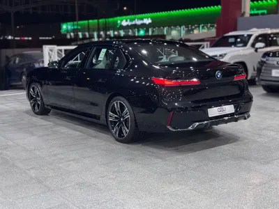 2026 بي ام دبليو الفئة السابعة 735أي