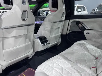 2026 بي ام دبليو الفئة السابعة 735أي