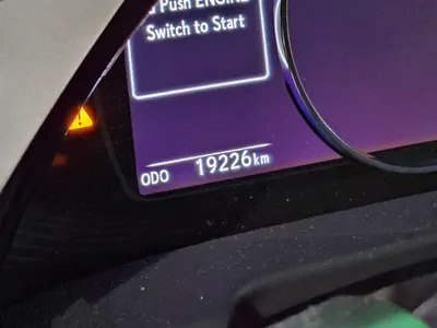 2023 لكزس إي إس 350