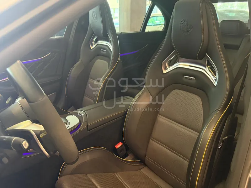 2022 مرسيدس - بنز إي 63إس أي إم جي