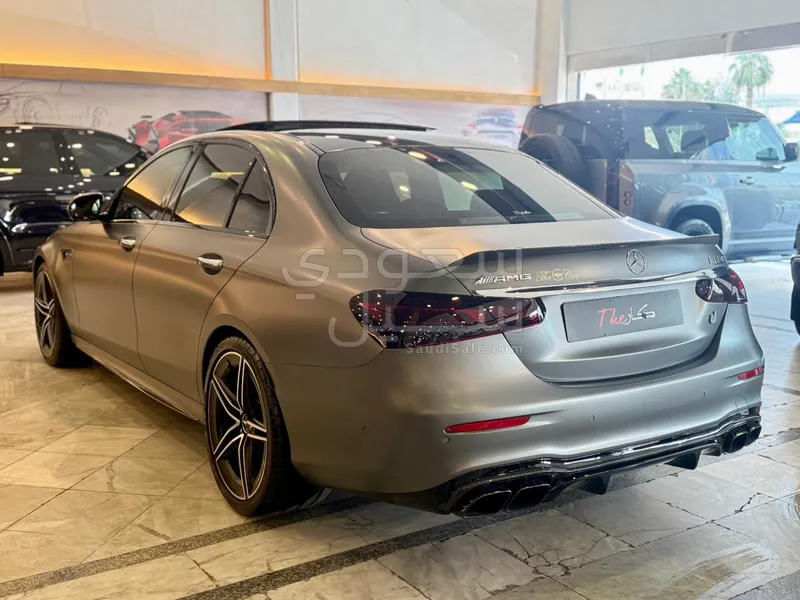 2022 مرسيدس - بنز إي 63إس أي إم جي