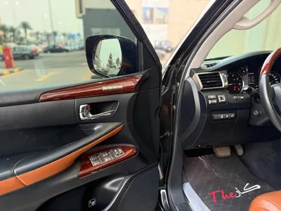 2013 لكزس إل إكس 570