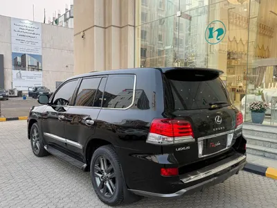 2013 لكزس إل إكس 570