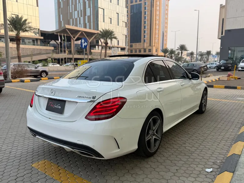 2018 مرسيدس - بنز سي 200 أي إم جي