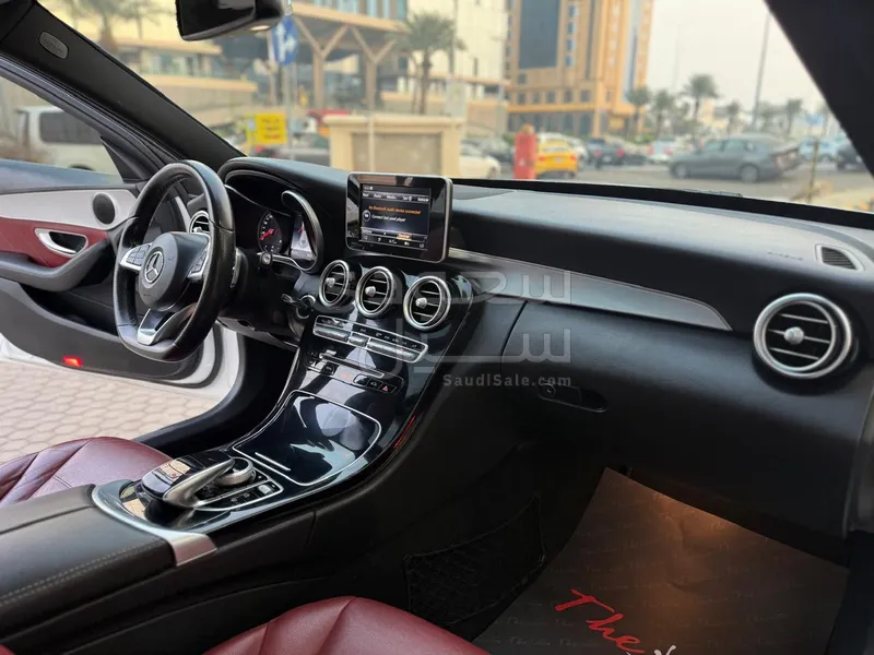 2018 مرسيدس - بنز سي 200 أي إم جي