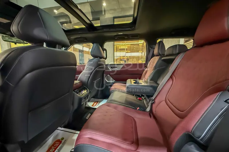 2025 انفينيتي كيو اكس 80