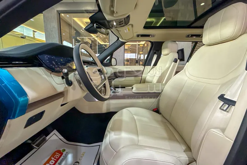 2025 لاند روفر رينج روفر اوتوبيوغرافي