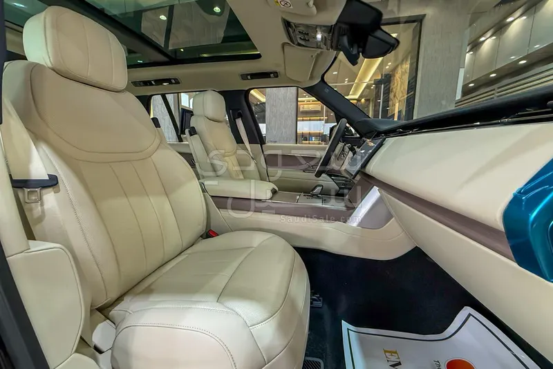 2025 لاند روفر رينج روفر اوتوبيوغرافي