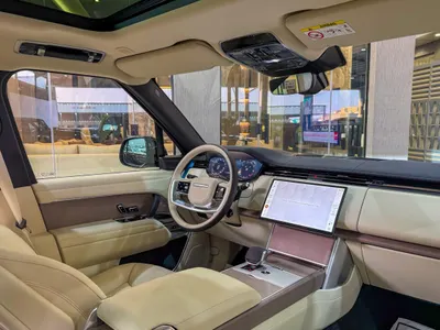 2025 لاند روفر رينج روفر اوتوبيوغرافي