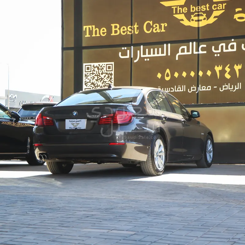 2013 بي ام دبليو الفئة الخامسة 520 أي