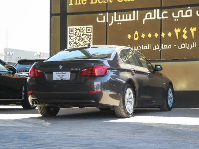 2013 بي ام دبليو الفئة الخامسة 520 أي