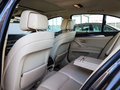 2013 بي ام دبليو الفئة الخامسة 520 أي