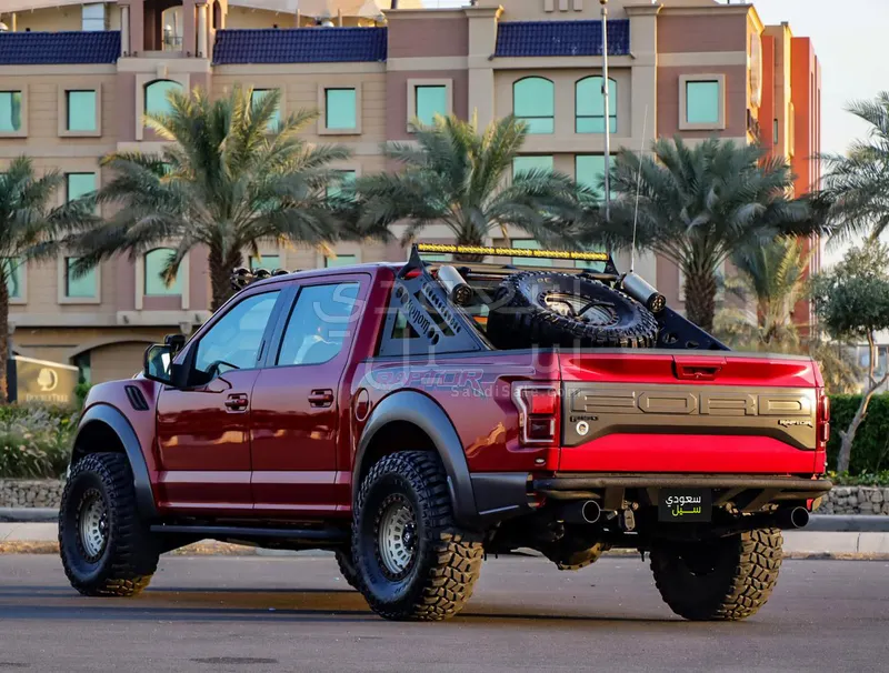2017 فورد اف 150 رابتور