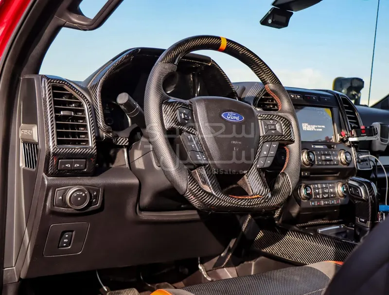 2017 فورد اف 150 رابتور